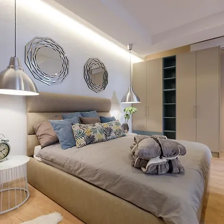 Lella 2 - Duplex - Epicenter Of Apartamento Belgrado