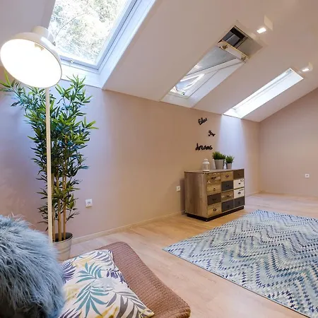 Lella 2 - Duplex - Epicenter Of Belgrad