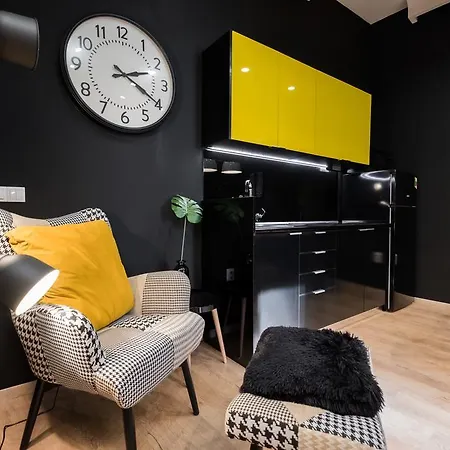 Lella 2 - Duplex - Epicenter Of